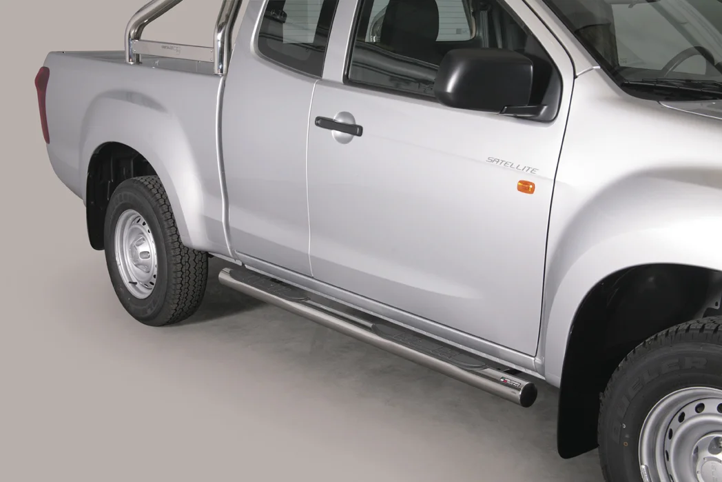 Schwellerrohre rund mit Tritt-Auflage