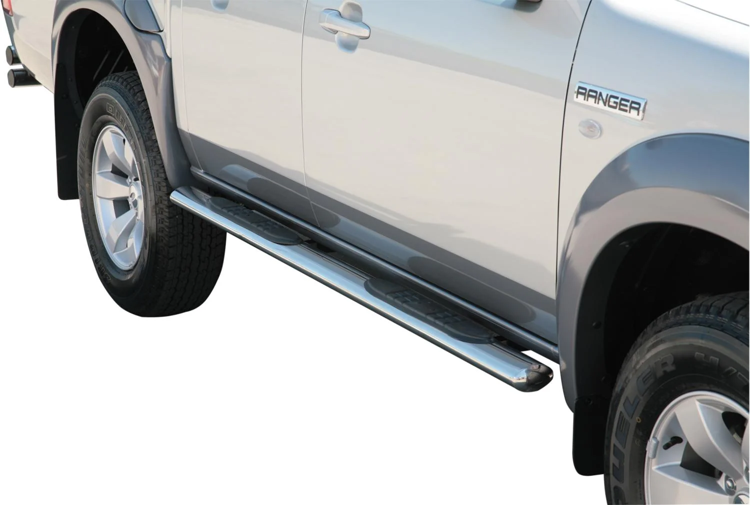 Schwellerrohre oval mit Tritt-Auflage