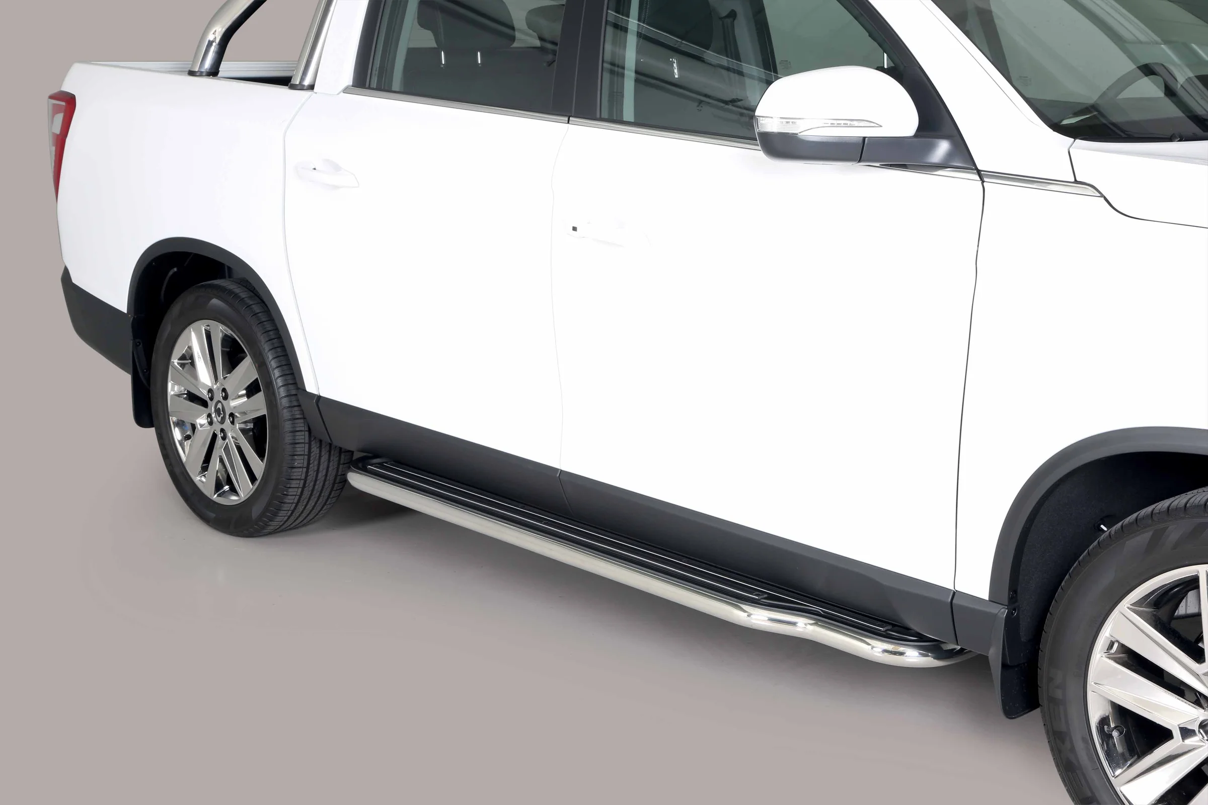 Trittbretter flach breit massiv