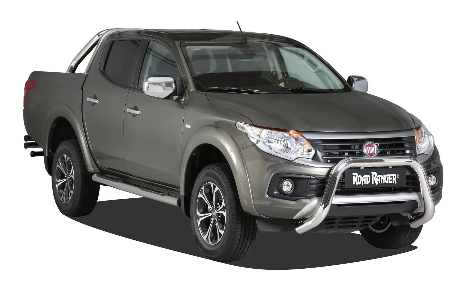 Schwellerrohre rund mit Tritt-Auflage