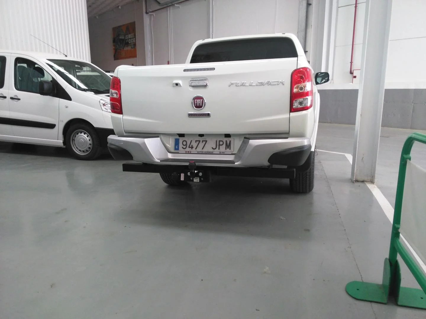 Anhängerkupplung mit Kugel für Trittstoßstange