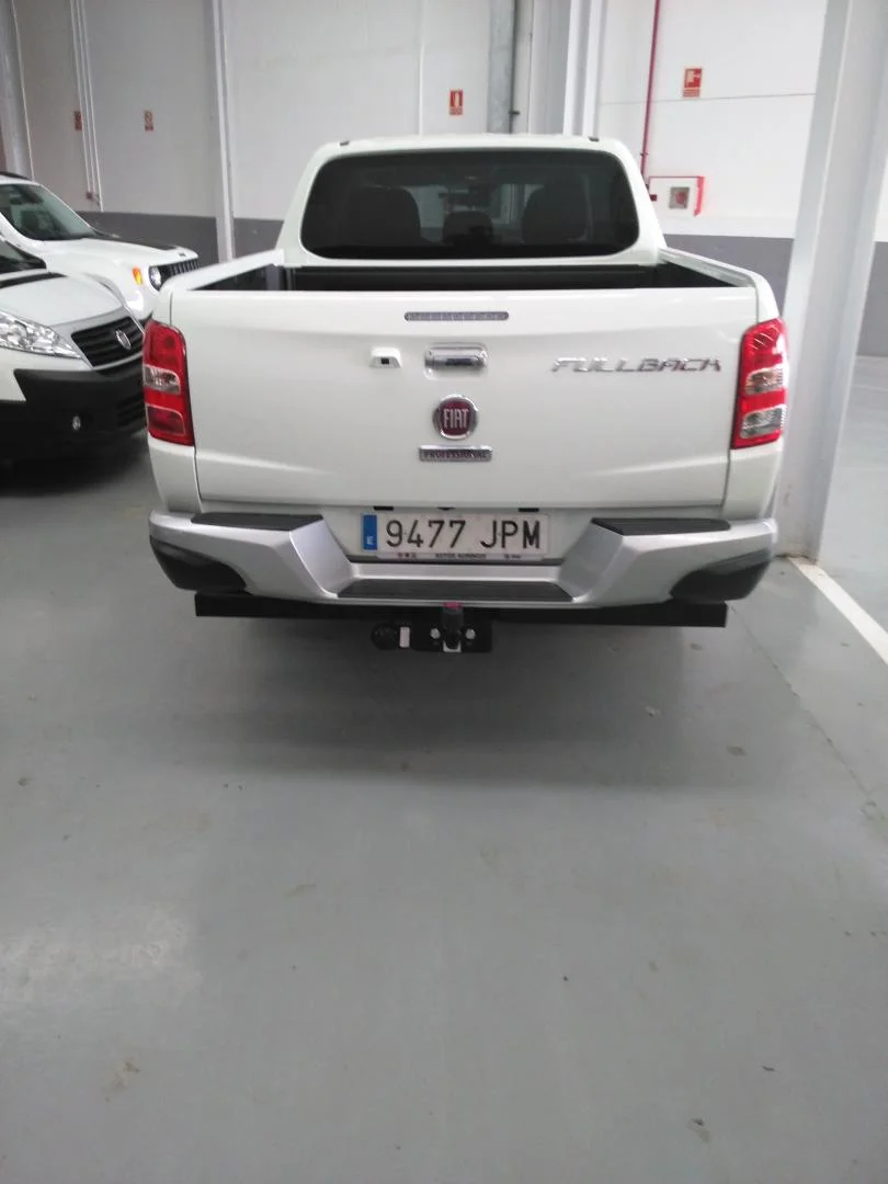 Anhängerkupplung mit Kugel für Trittstoßstange